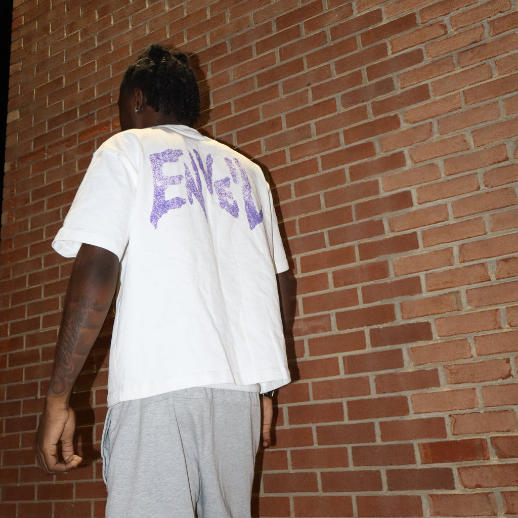 Camiseta Enveil Desgastada 'Orquídea'